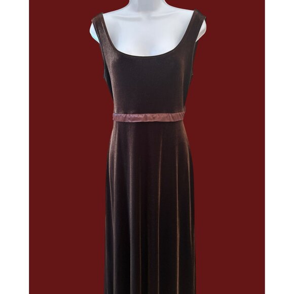 Vintage CDC Brown Velvet Maxi Dress Size 14 Elegant Minimalist Goth Eveningwear - Picture 2 of 8
